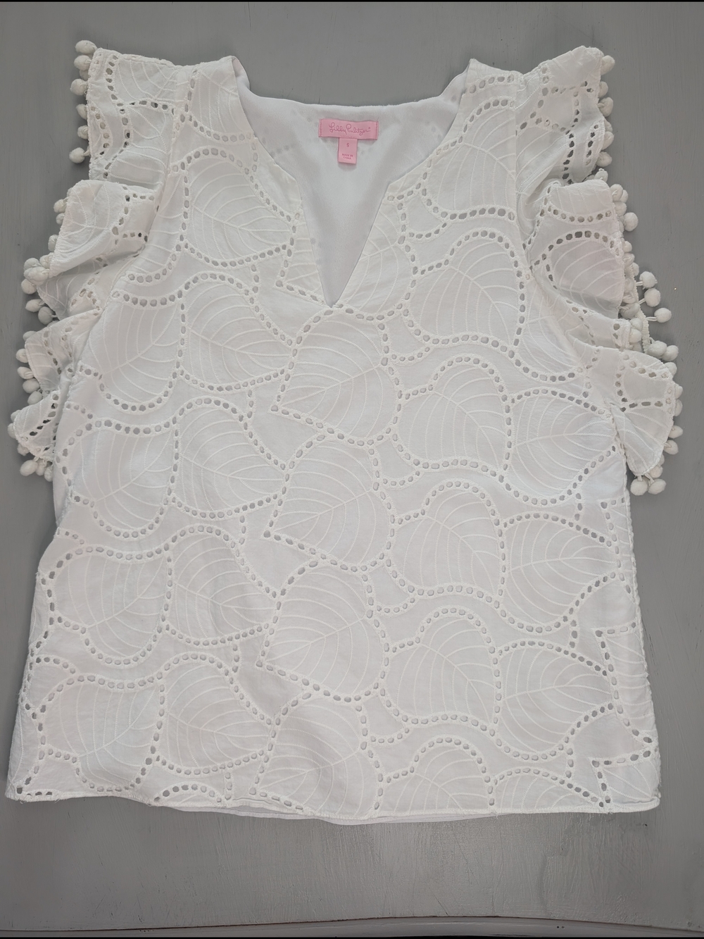 Lilly Pulitzer White Eyelet Pom Pom Trim Top Women Size S V-Neck Ruffle Sleeve